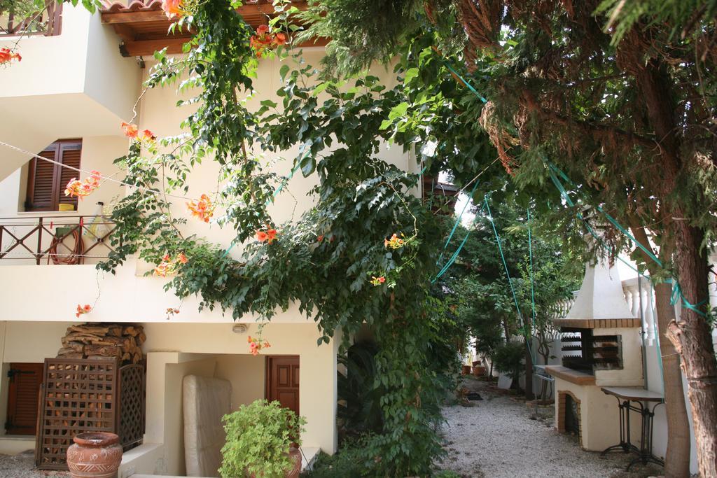 Two-Floor House Next To Sea Apartment Loutraki  Ngoại thất bức ảnh
